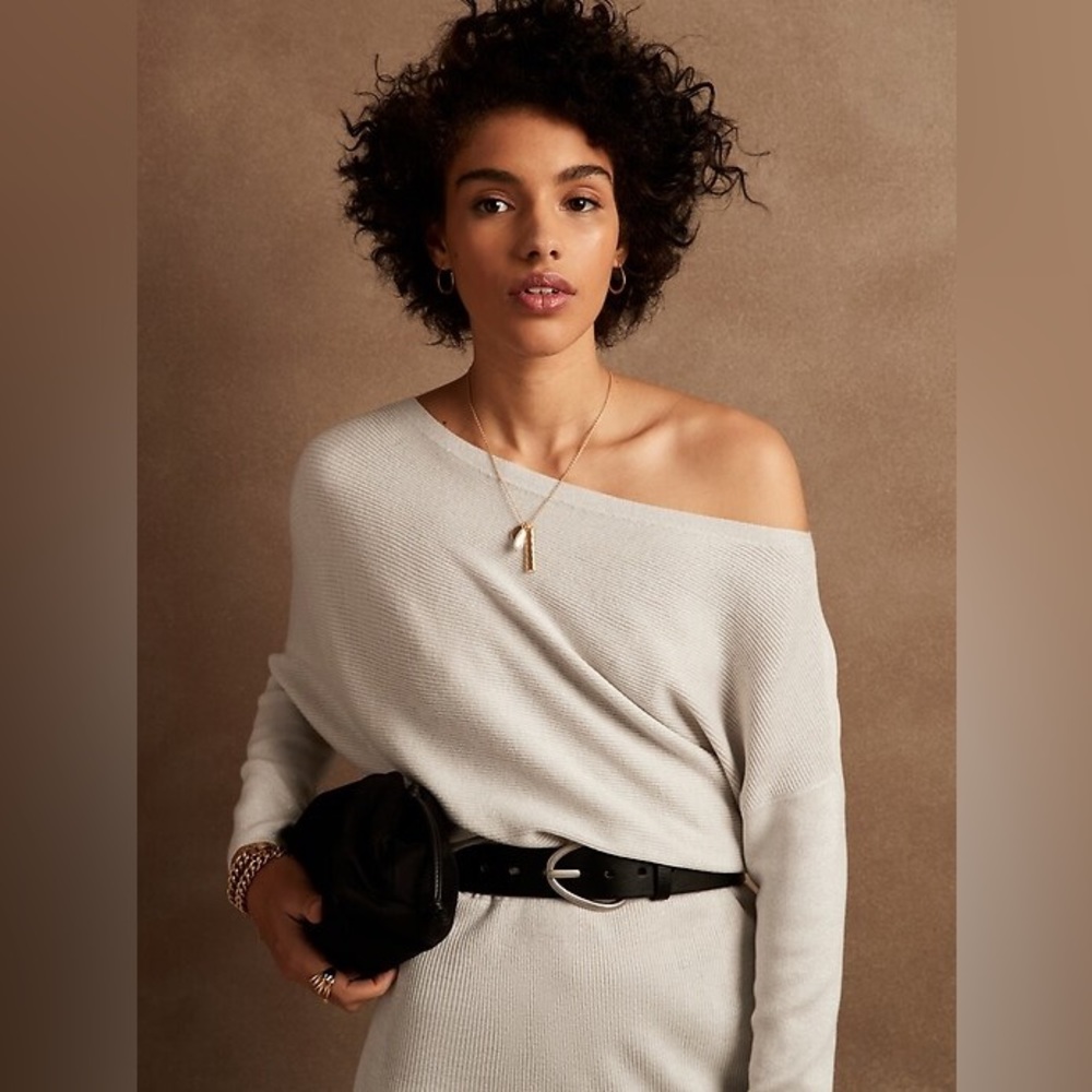 Off shoulder sweater knee dress NWOT